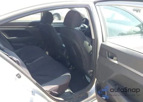 2017 Hyundai Elantra Value Edition z USA, uszkodzony, nr VIN 5NPD84LF5HH168765